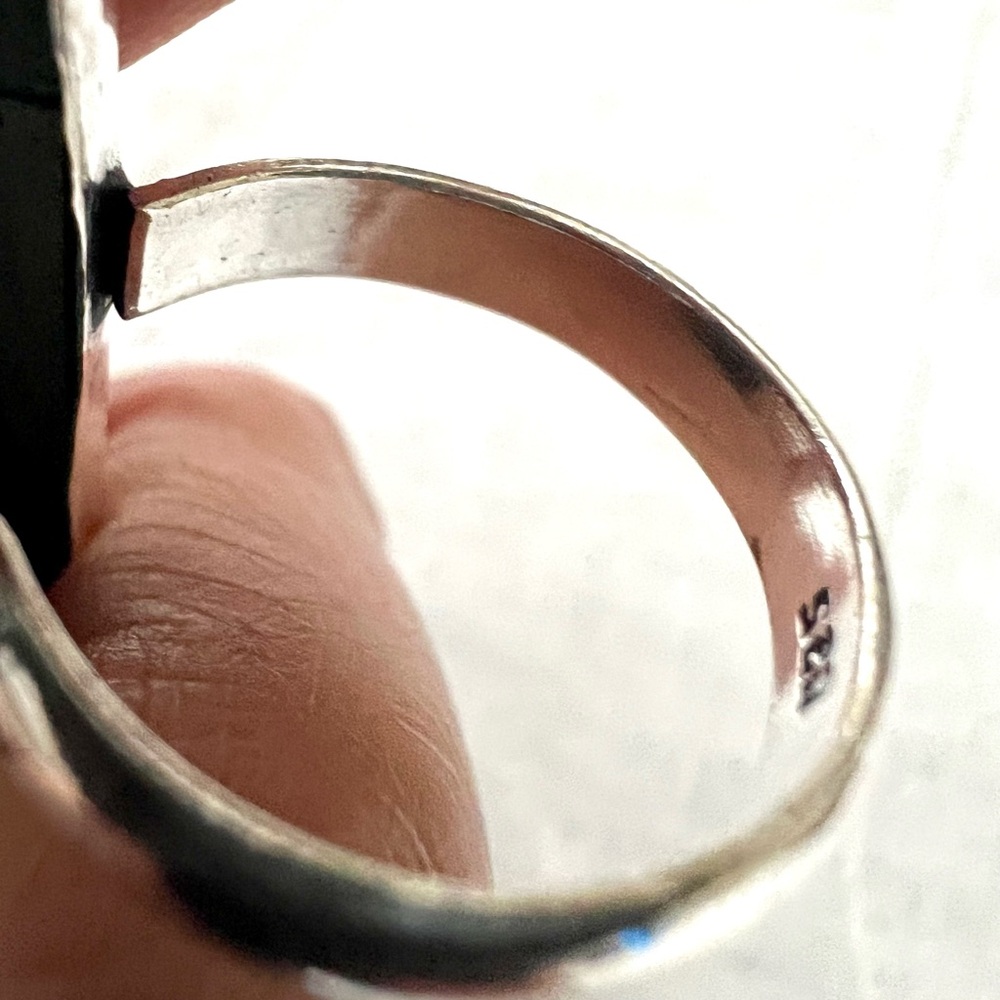 925 Long Elegant Malachite Ring 7.5 - Picture 8 of 13